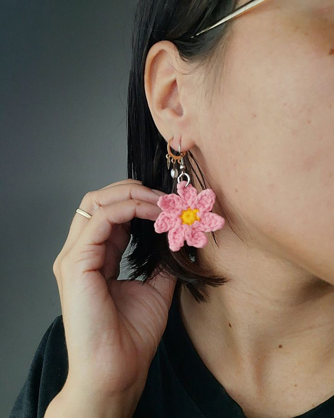 Earring crochet pattern (seven-petal flower)