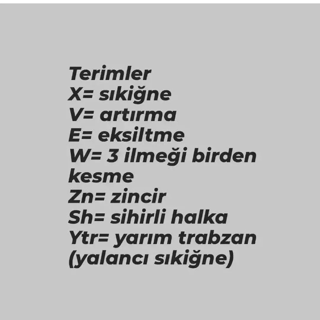 Etek ve kafasında fiyonk giyen bir tavşan için tığ işi modeli.