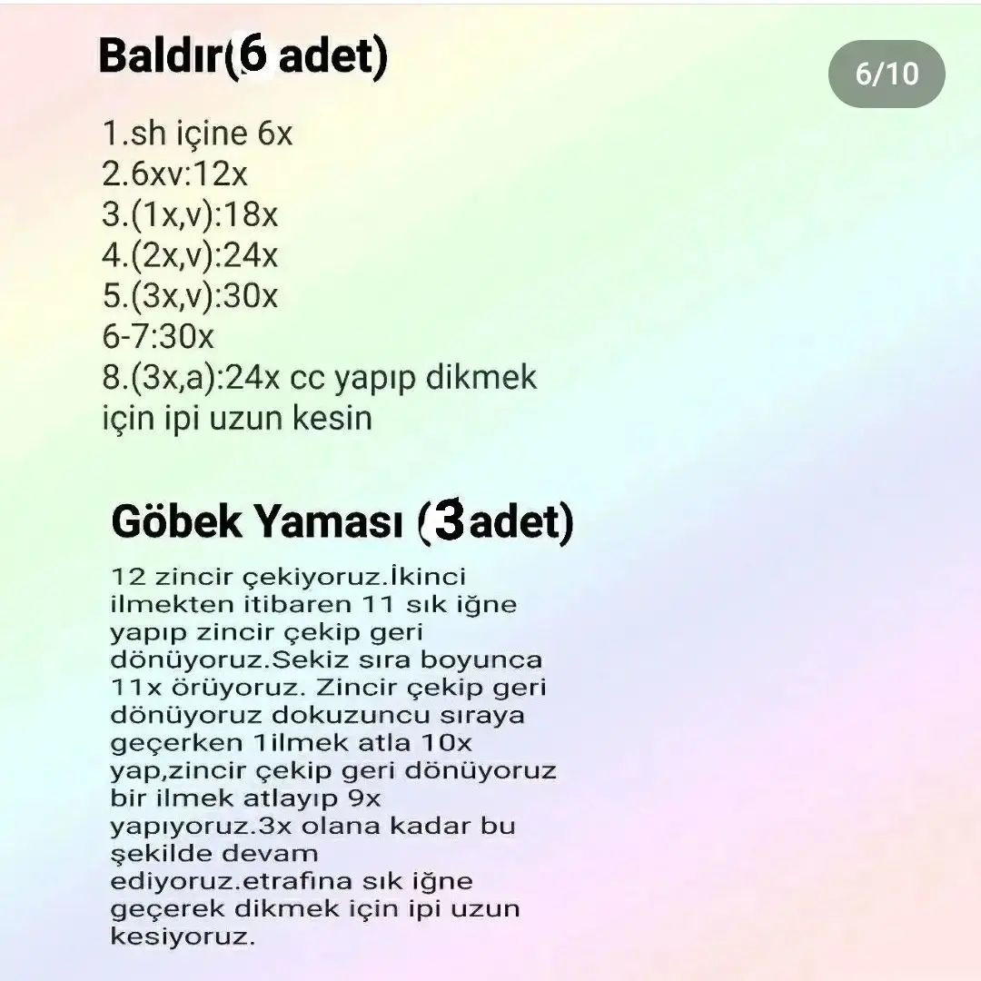 Kırmızı gömlek ve mavi gömlek giyen sincap tığ işi modeli