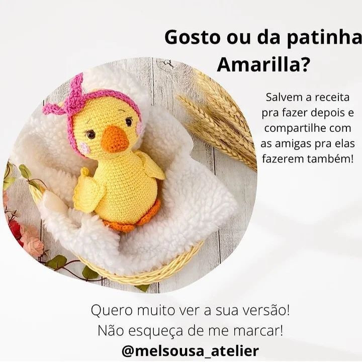 Padrão de crochê para um pato enrolado em uma faixa para a cabeça