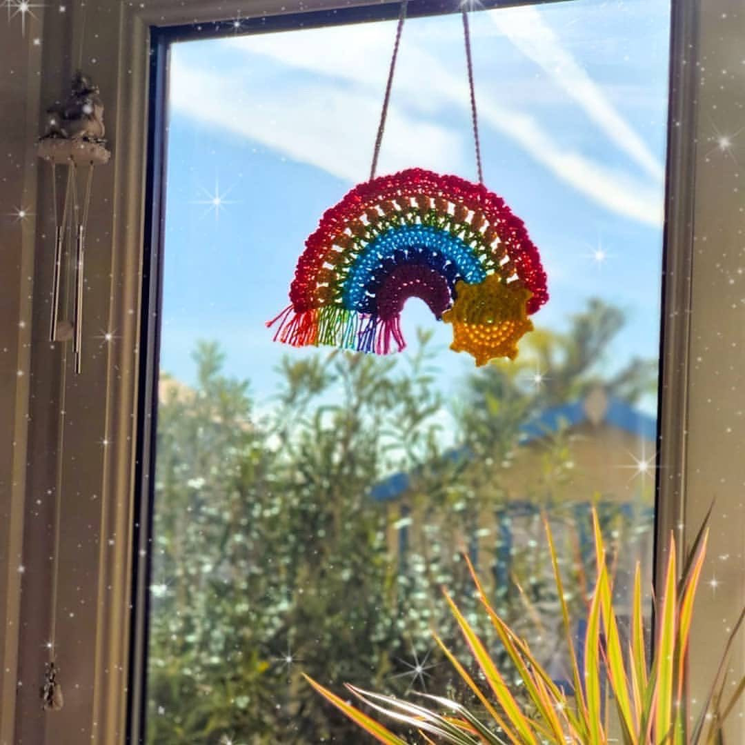 rainbow crochet pattern for door hanging
