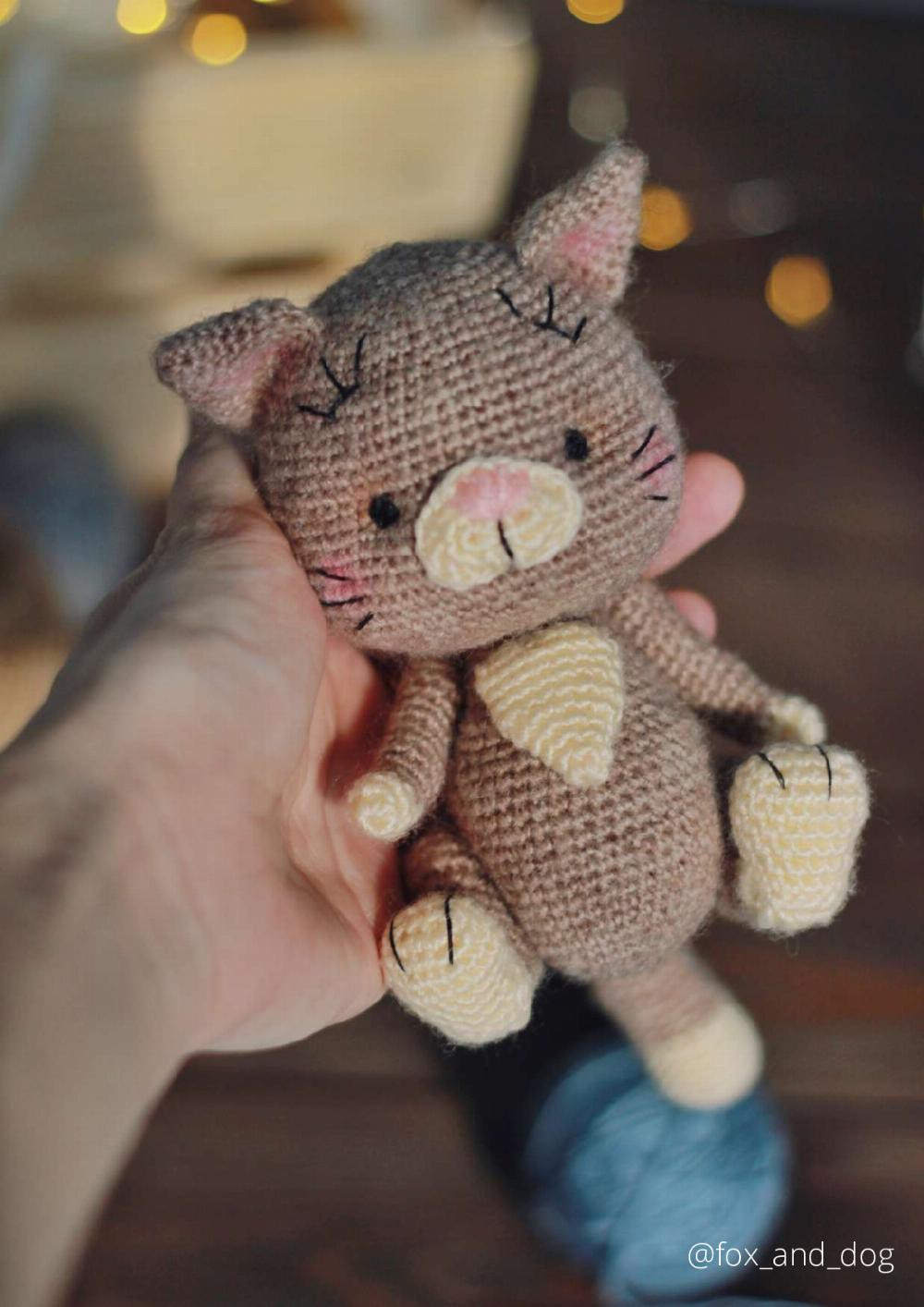 crochet toy pattern waffle the kitten