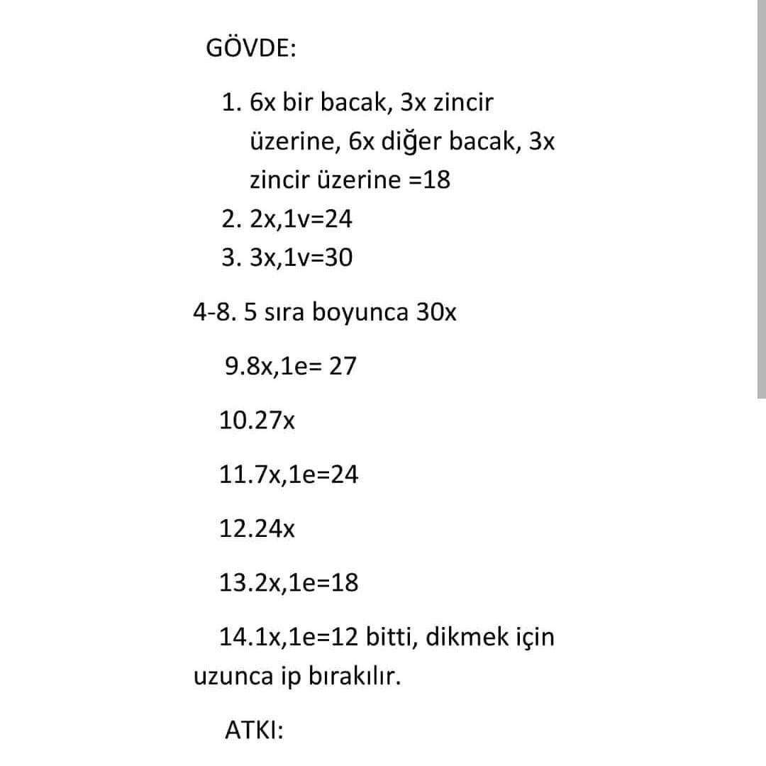 Kırmızı burunlu ve sarı eşarplı geyik tığ işi modeli.