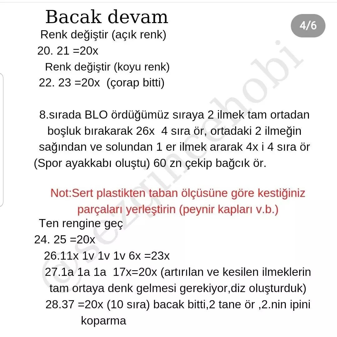 Kıvırcık saçlı erkek bebek için tığ işi modeli