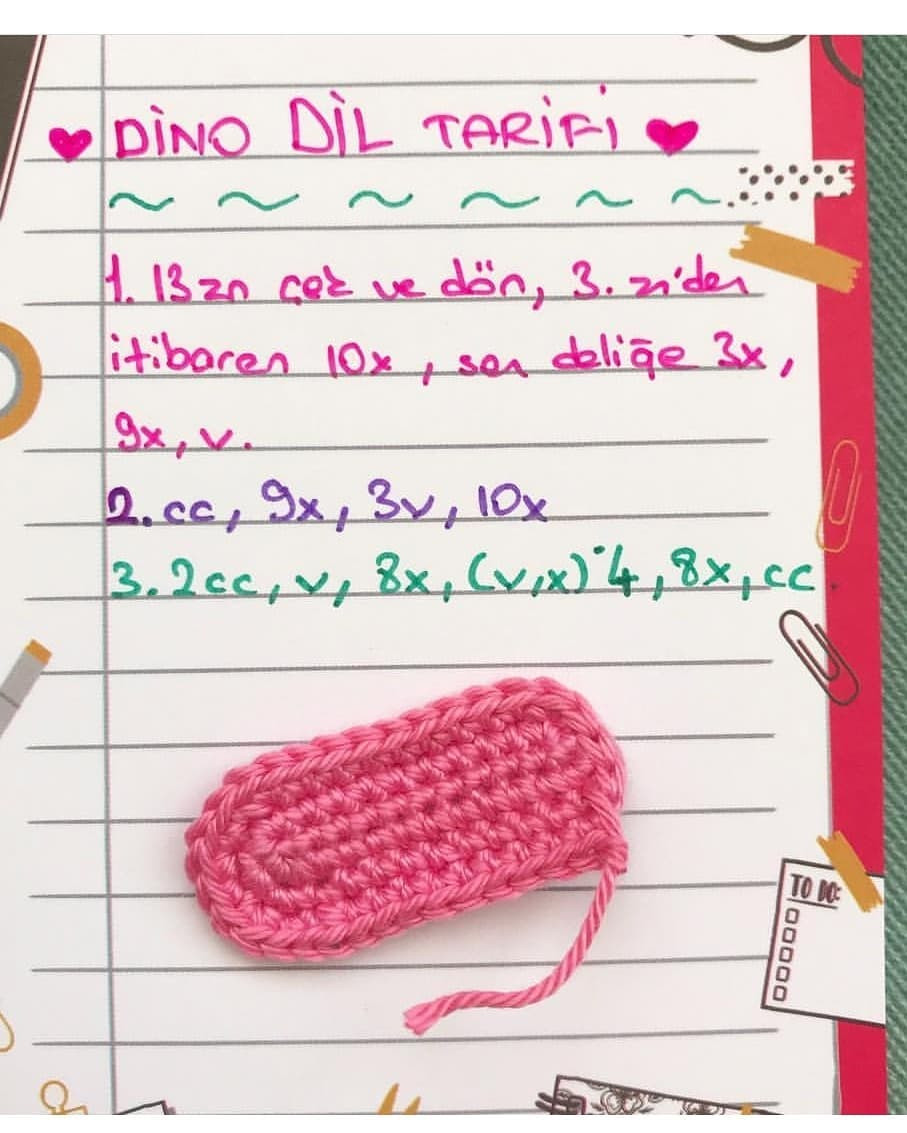 Pembe kanatlı dinozor tığ işi modeli