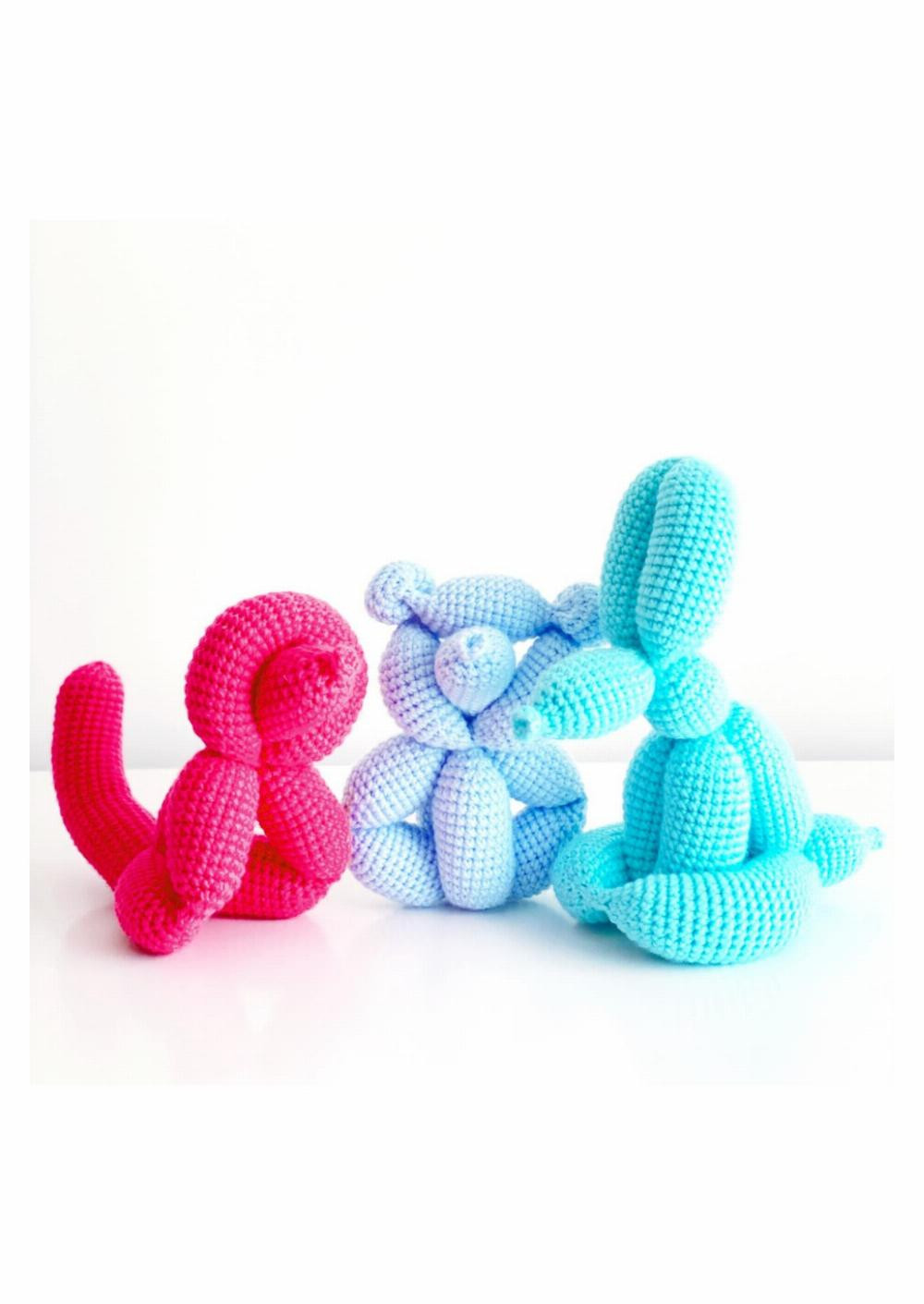 balloon animal, Crochet patterns for dogs, bears, rabbits, giraffes, swans...