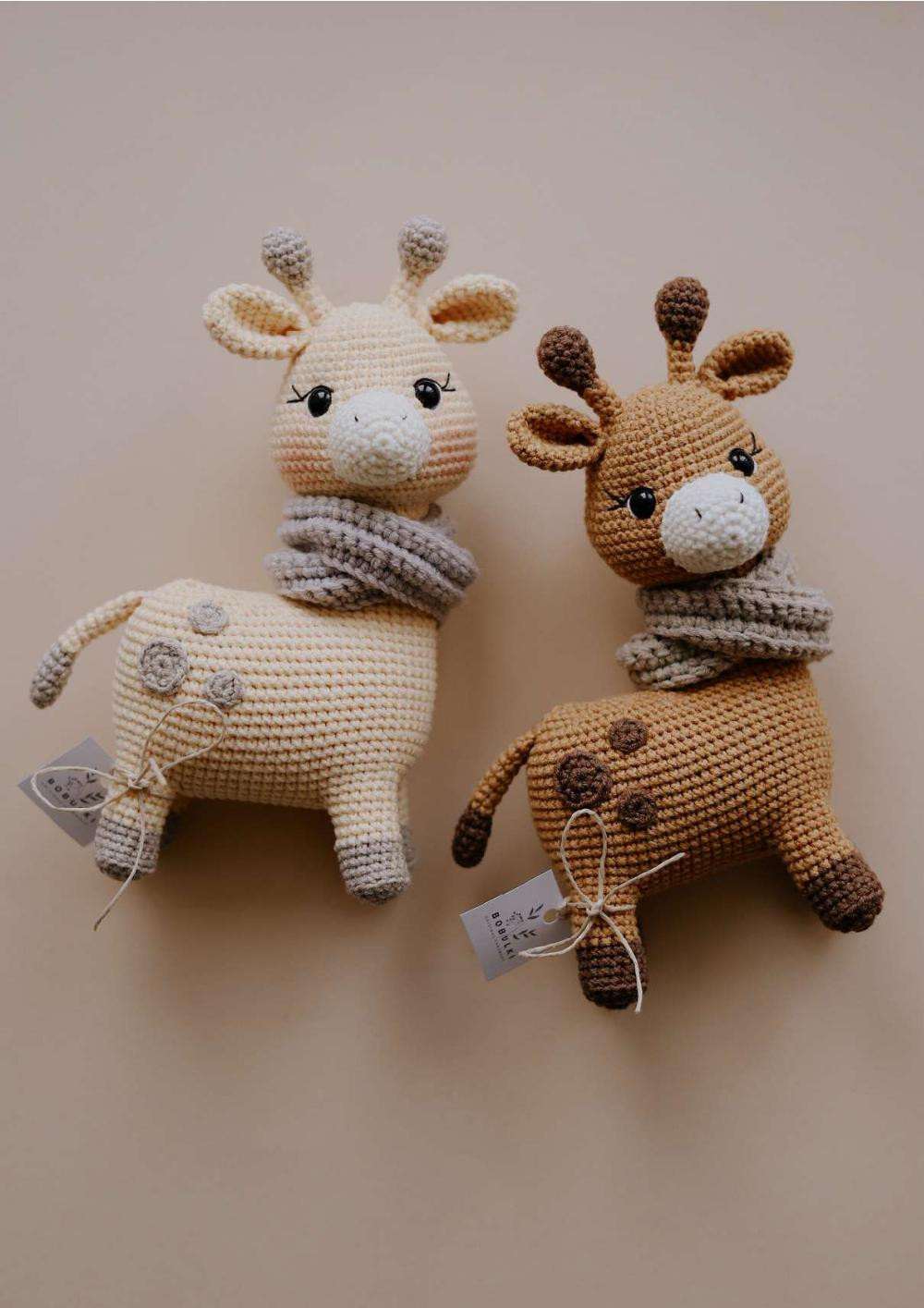 Crochet pattern for a giraffe wearing a scarf