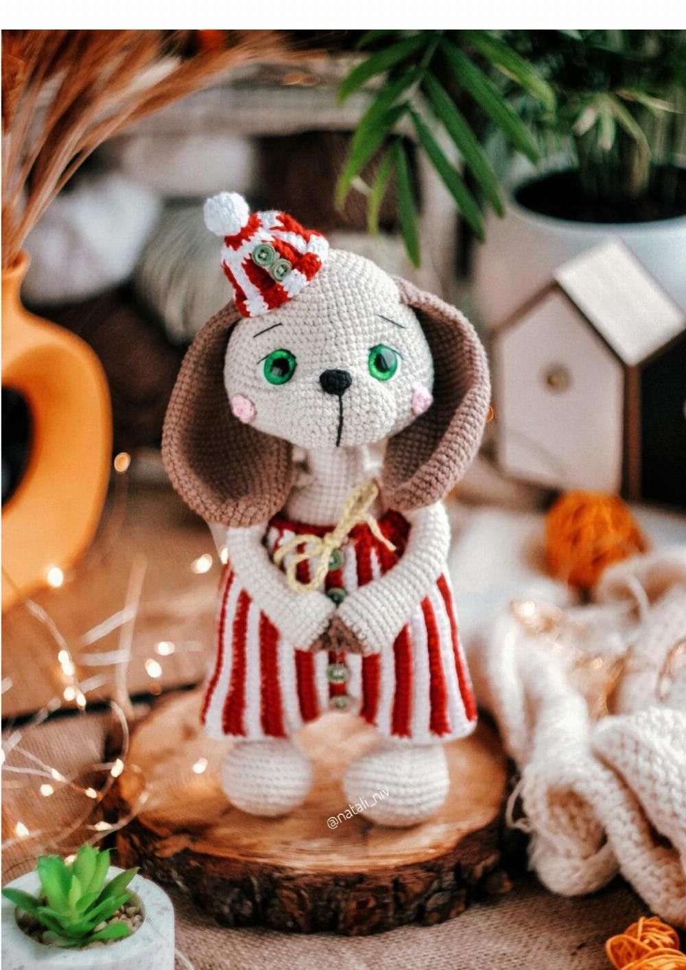 CROCHET PATTERN OMMI the CLOWN DOG