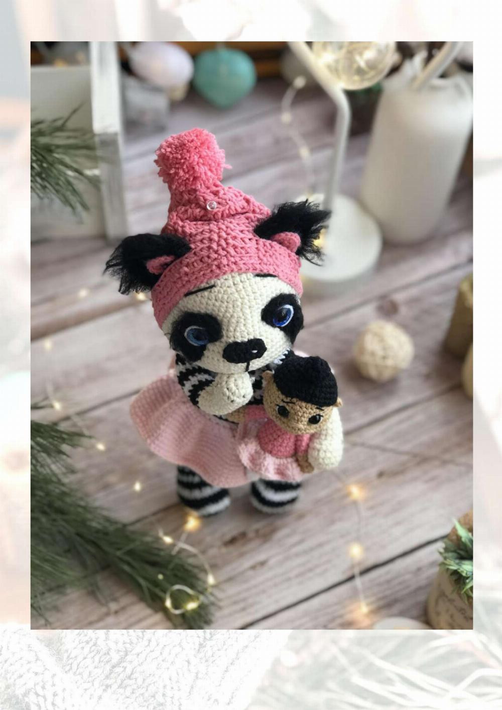 crochet pattern panda, panda wearing a dress and a mane of hair