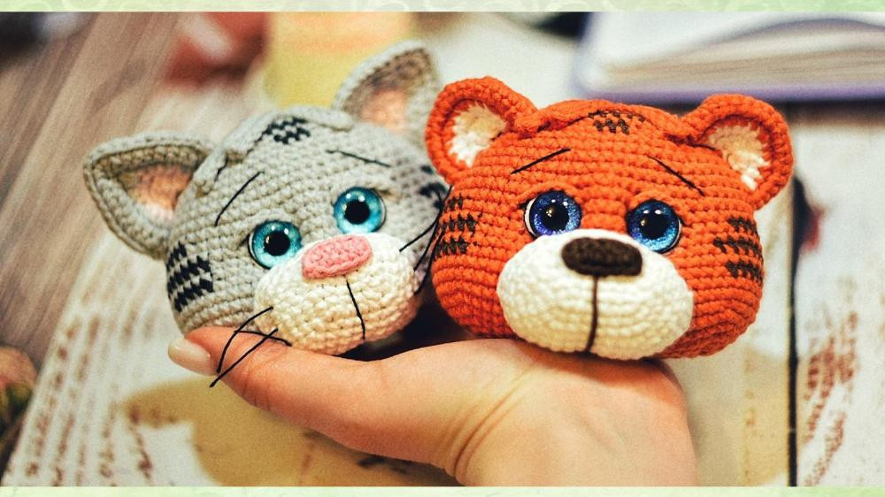 Crochet toy pattern Martin the cat and Anthony the tiger