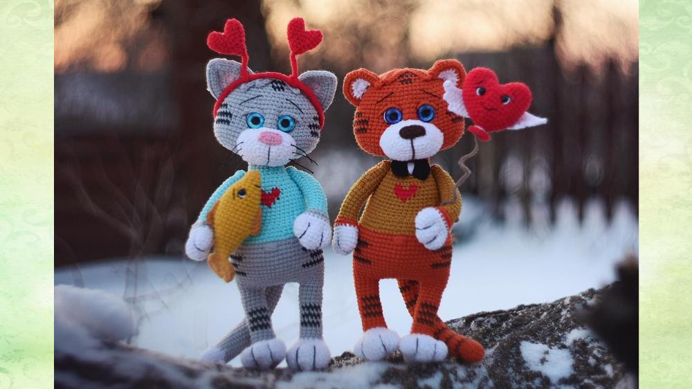 Crochet toy pattern Martin the cat and Anthony the tiger