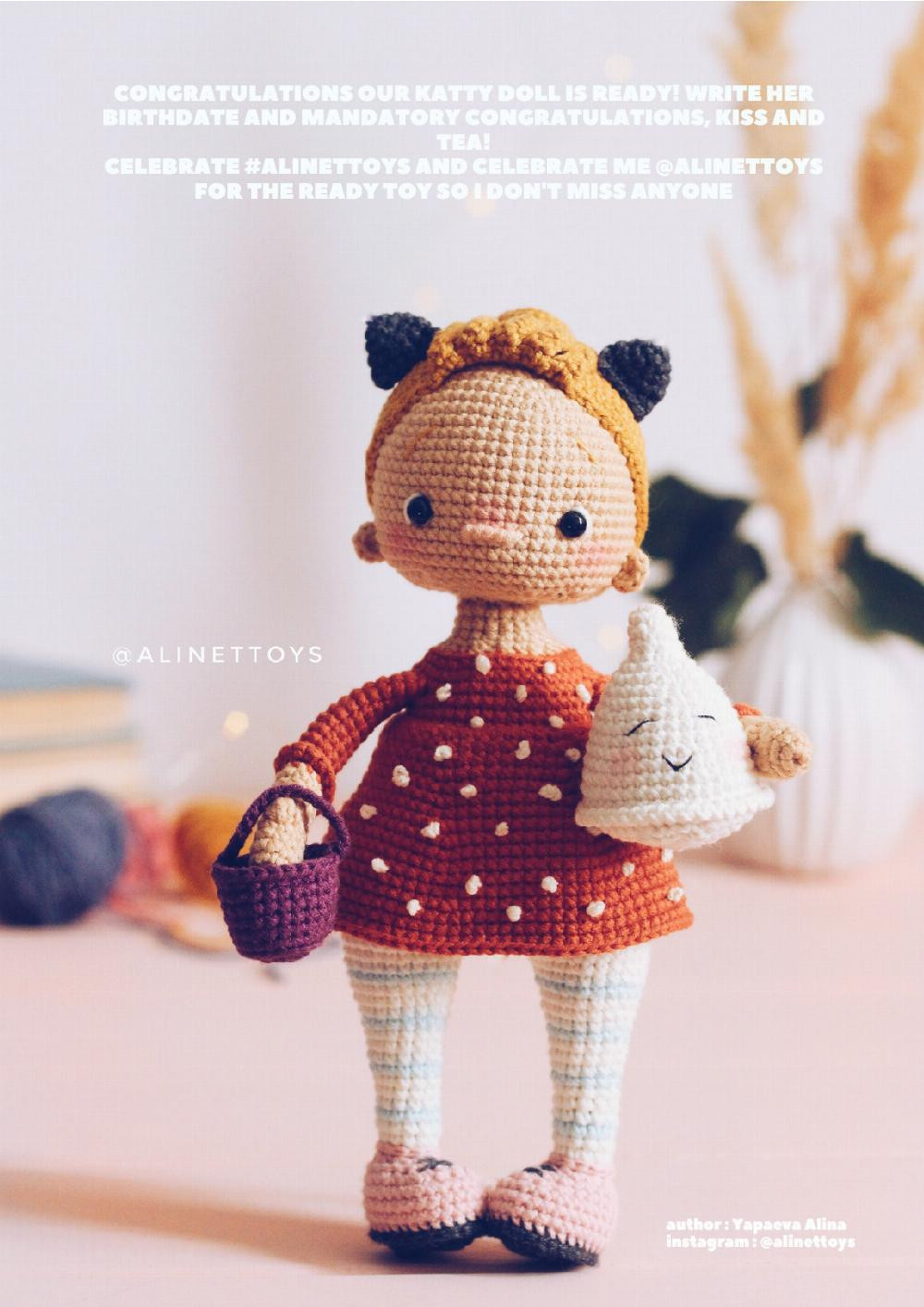 DOLL CATTY, Mẫu móc len búp bê bé gái mặc váy đỏ chấm trắng, đầu đội bờm tóc tai mèo