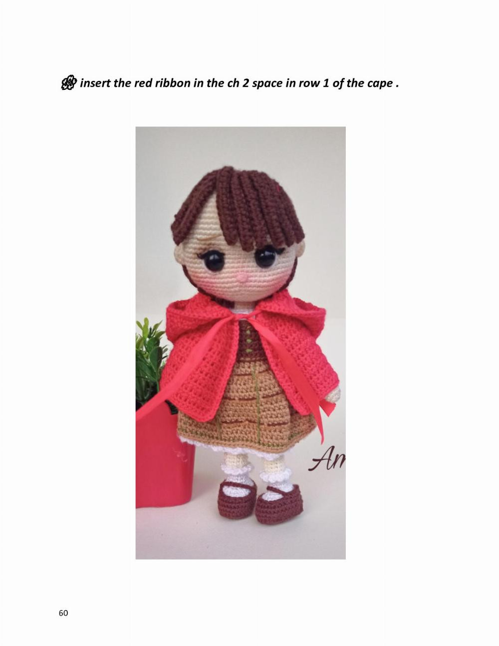 Red riding hood, Crochet pattern for a little girl doll wearing a red coat