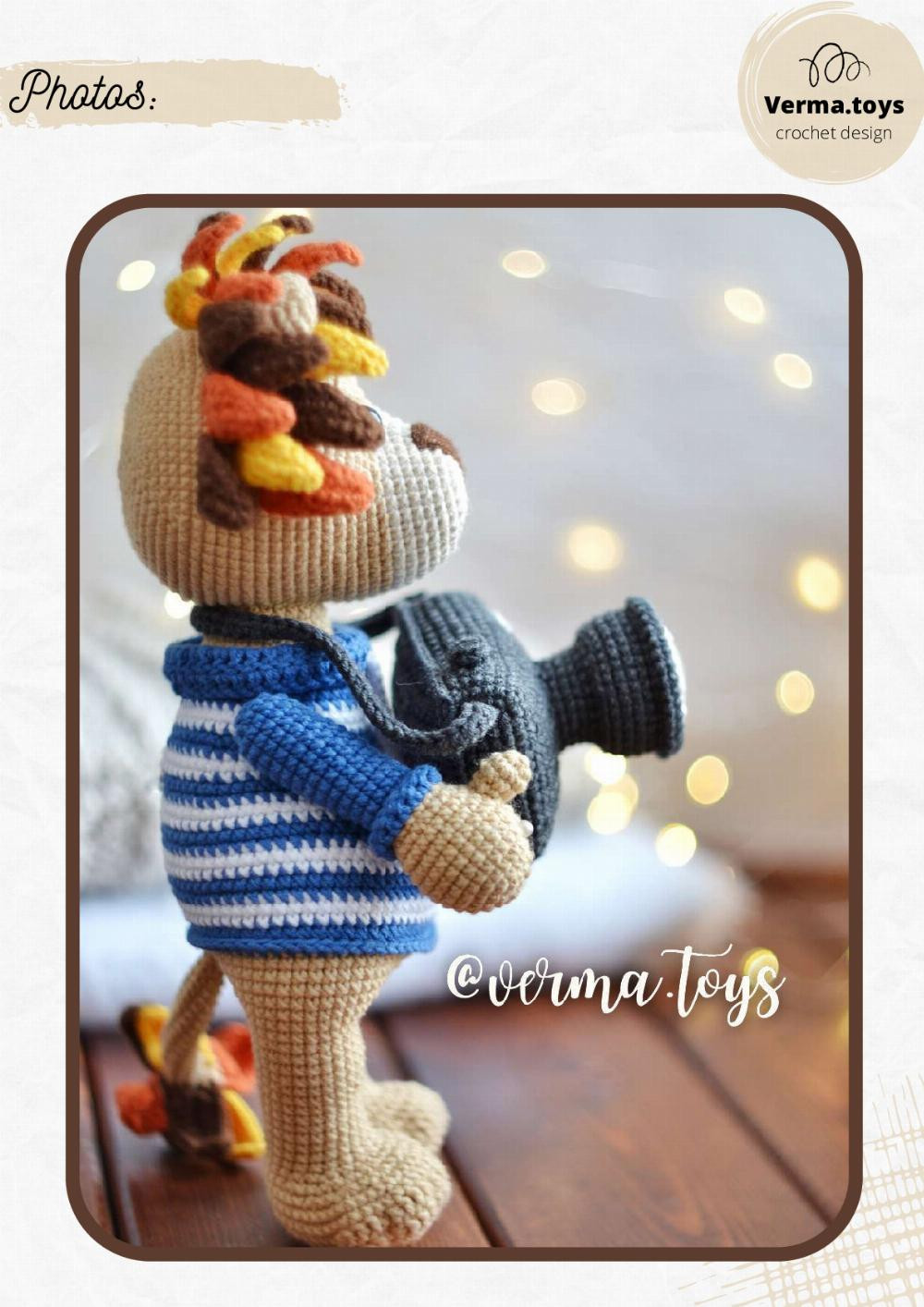 alain the lion, lion and camera crochet pattern