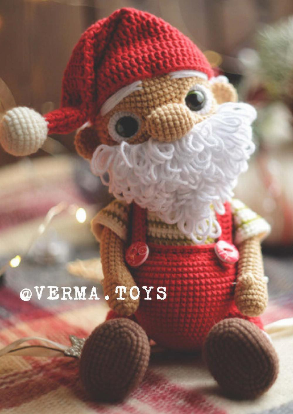 santa claus, Crochet pattern of Santa Claus wearing overalls and hat