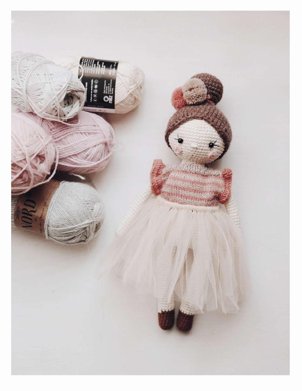 SWEET DOLLS DESIGNER CROCHET PATTERN TOY