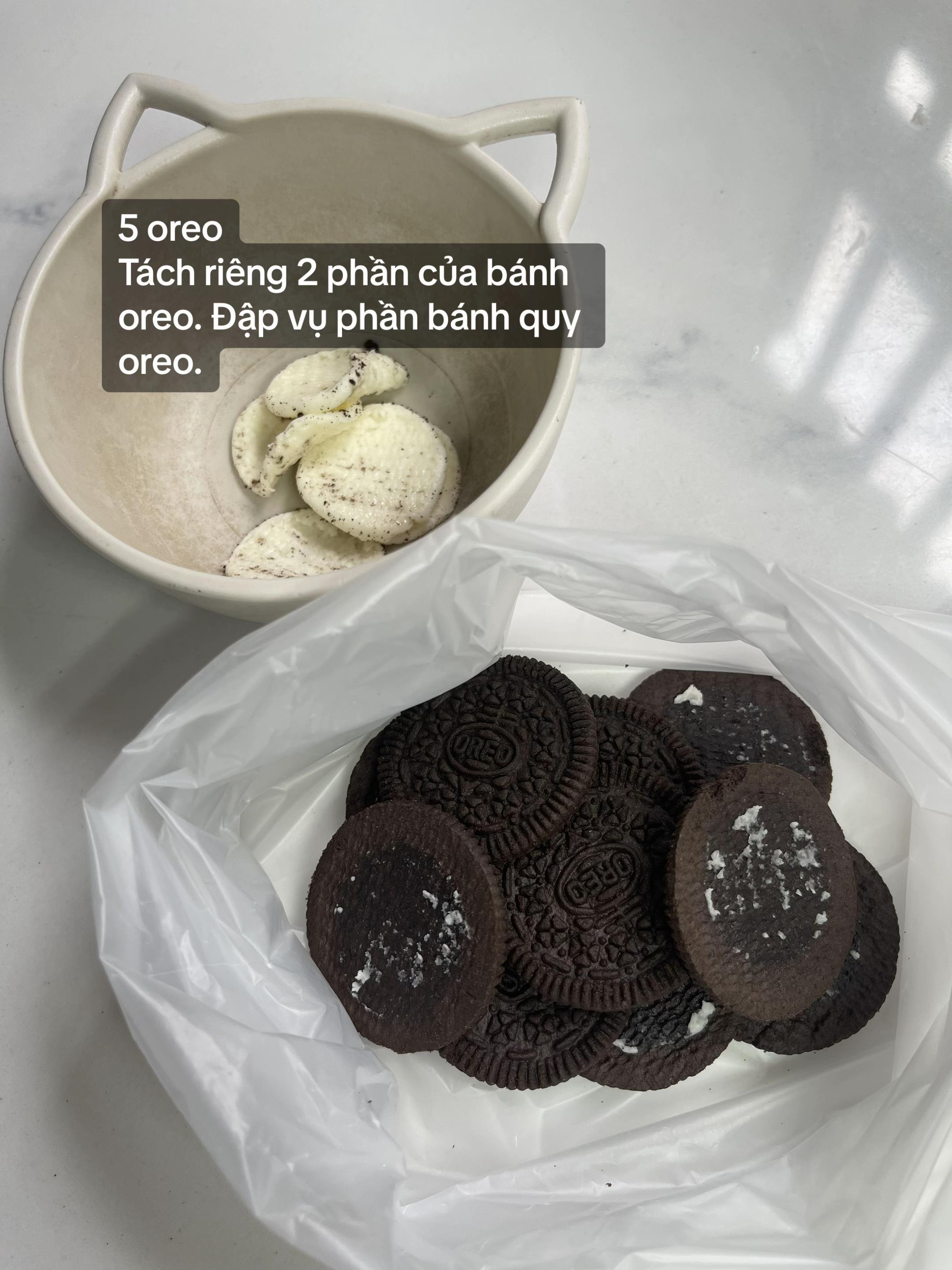 Công thức làm bông lan cuộn oreo