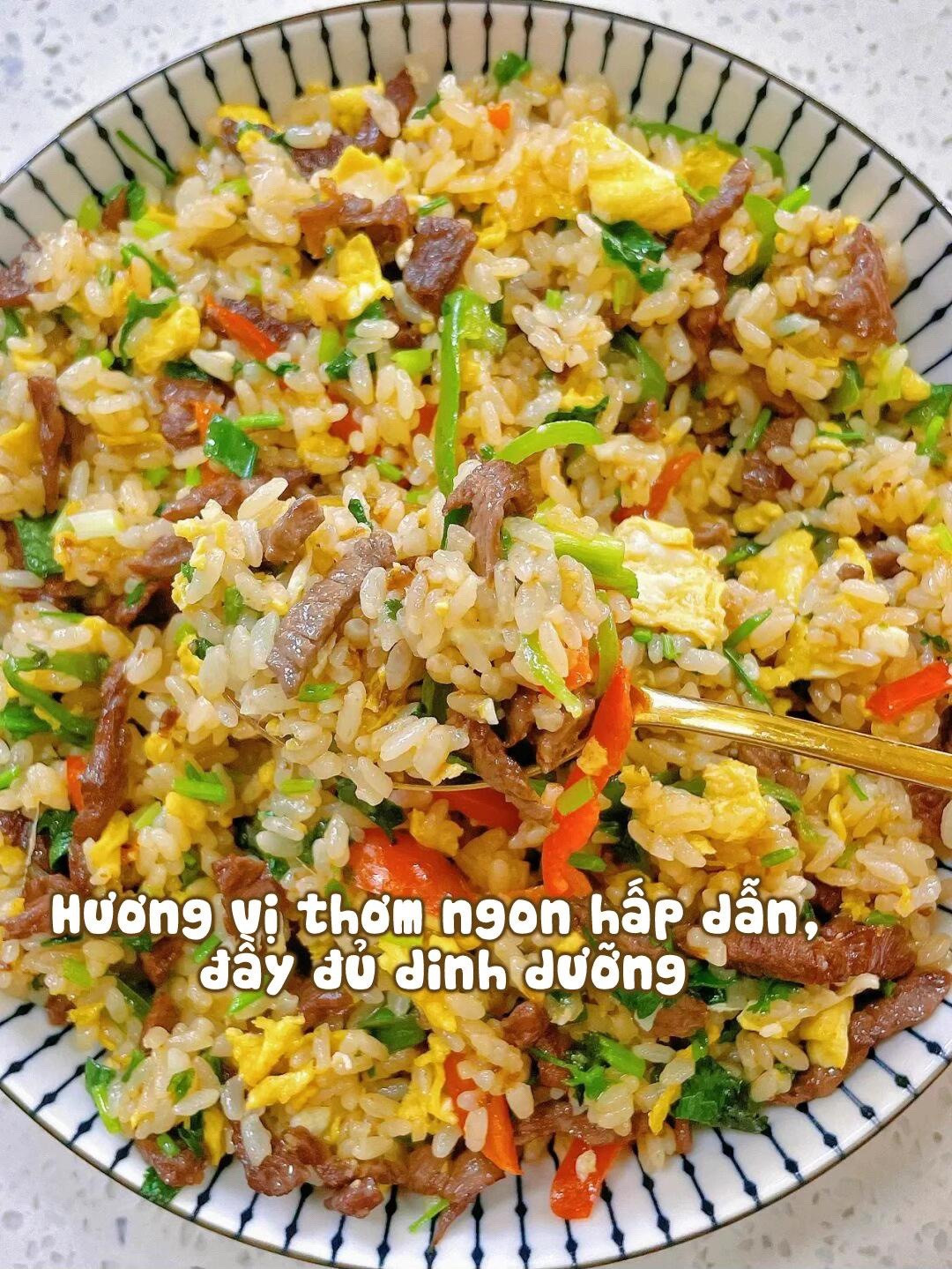 Công thức làm món cơm chiên thịt bò.