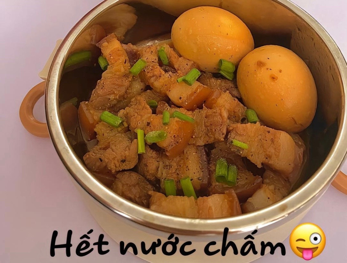 Làm món thịt kho trứng siêu dễ