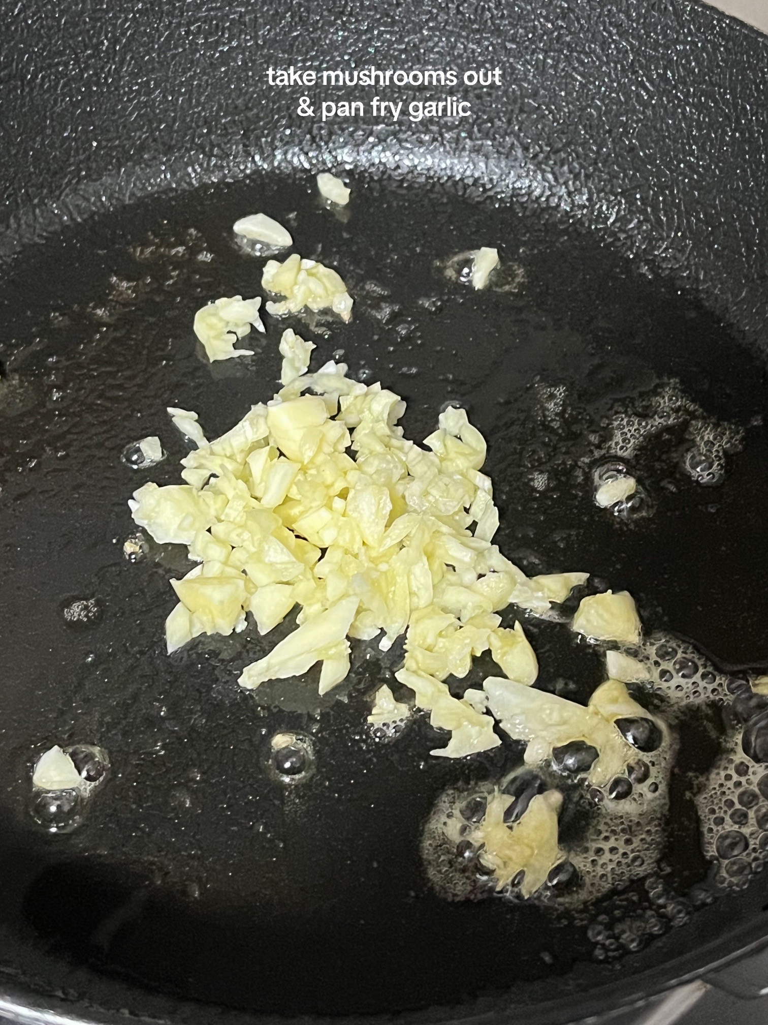 make creamy mushroom pasta