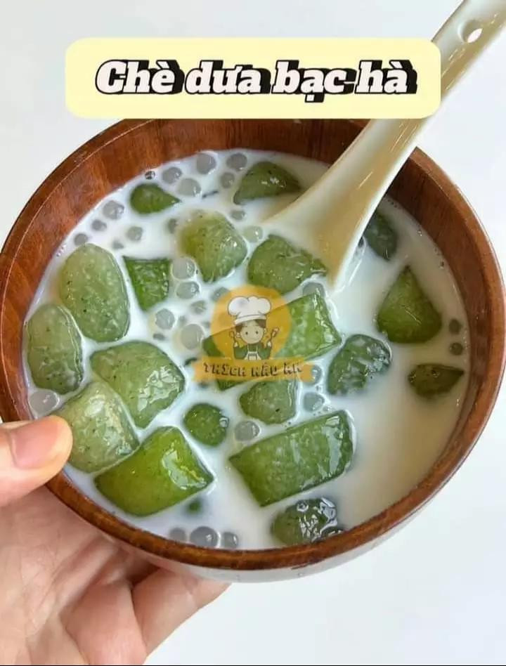 Chè viên dưa xoài, chè xoài bột báng, chè xoài viên bột nếp, chè thạch đào sữa, chè dưa bạc hà, chè viên thanh mai.