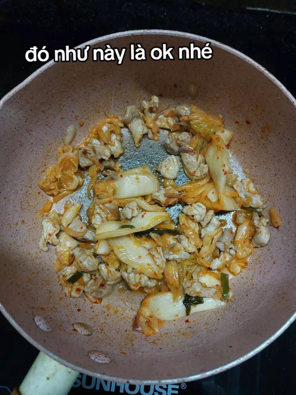 Công thức làm canh kim chi : nấm kim châm