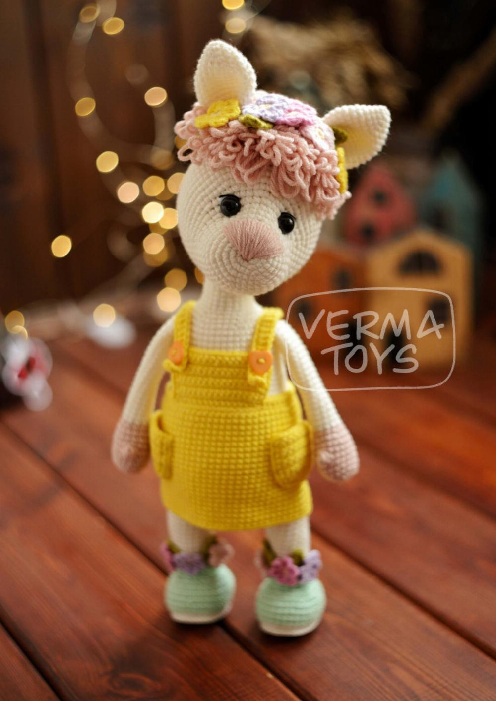 crochet pattern lama toy