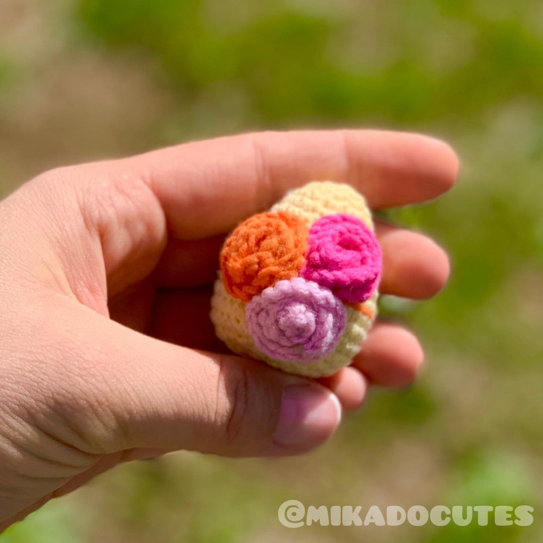 free pattern easter egg