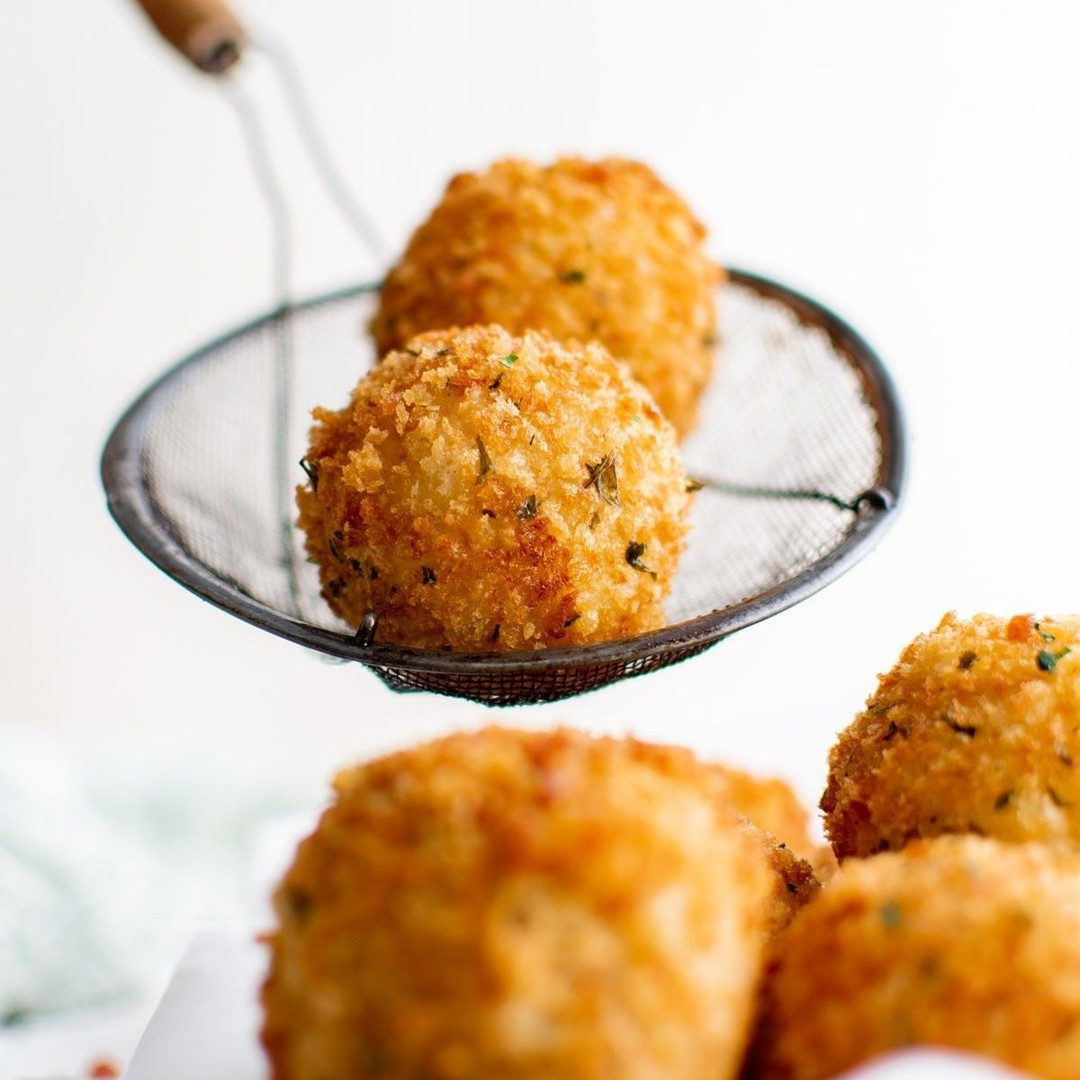 FRIED POTATO CHEESE BALLS