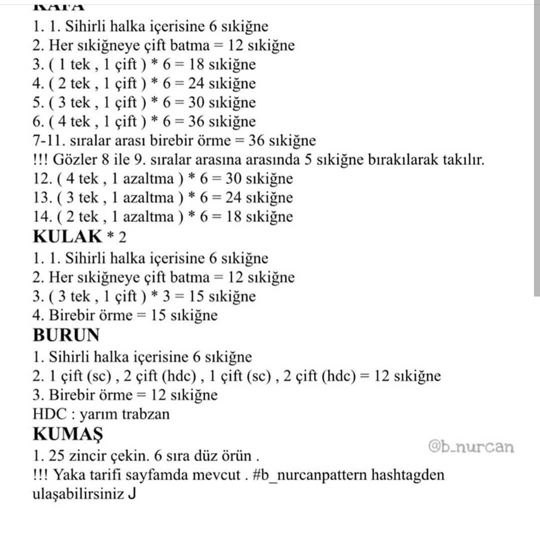 Kırmızı fiyonklara sarılmış tığ işi ayı çıngırakları için tığ işi deseni.