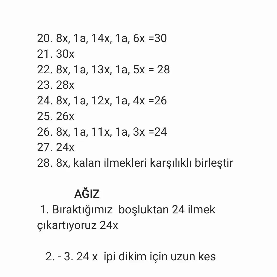 Palyaço yüzü anahtar kapağı için tığ işi modeli