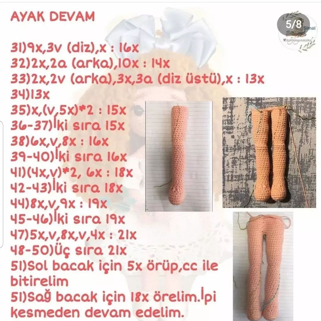 Sarı saçlı ve beyaz elbiseli bebek için tığ işi modeli