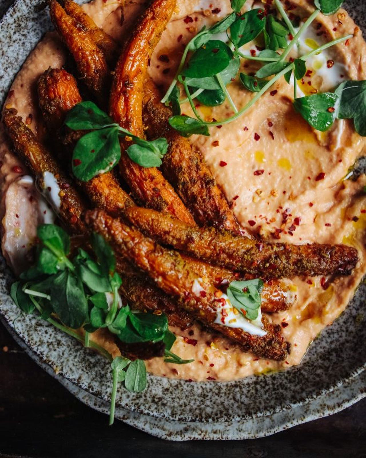 Simple pleasures - Spiced roast carrots on creamy butter bean & tomato dip ❤️