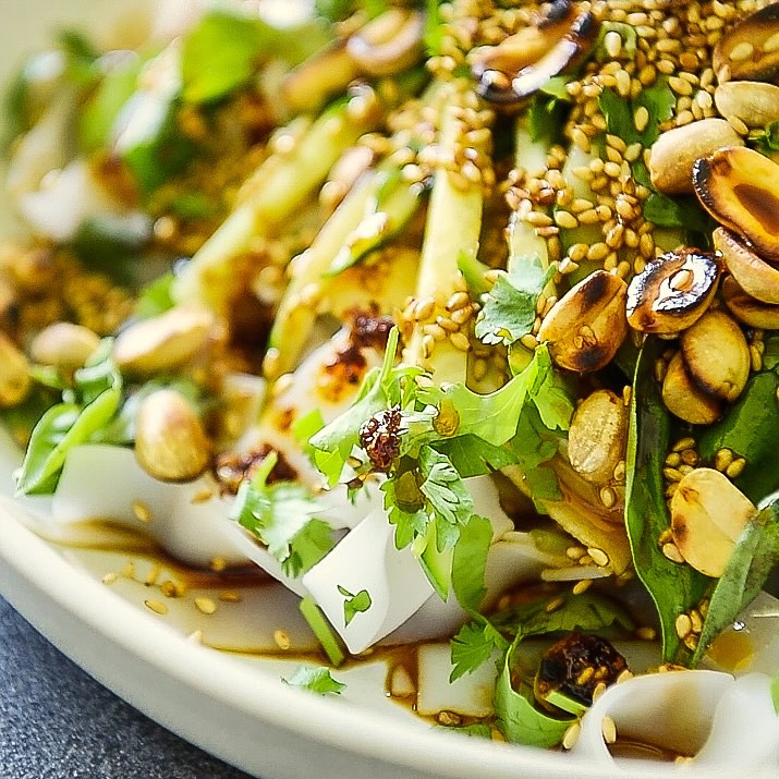 This is your reminder that salads made of noodles are absolute life 🥗😎🔥