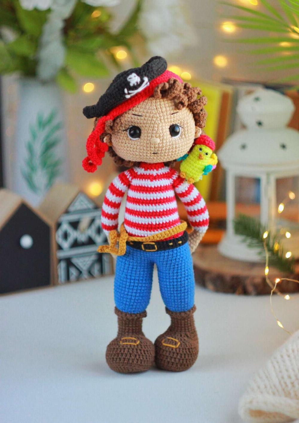 CROCHET PATTERN PIRATE doll