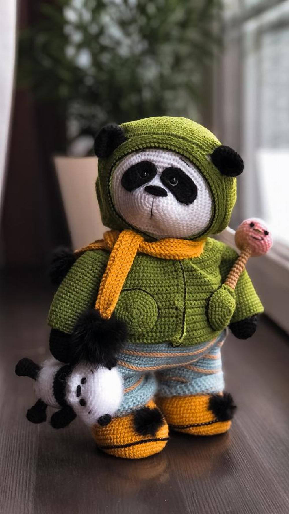 Pattern Panda’s outfit