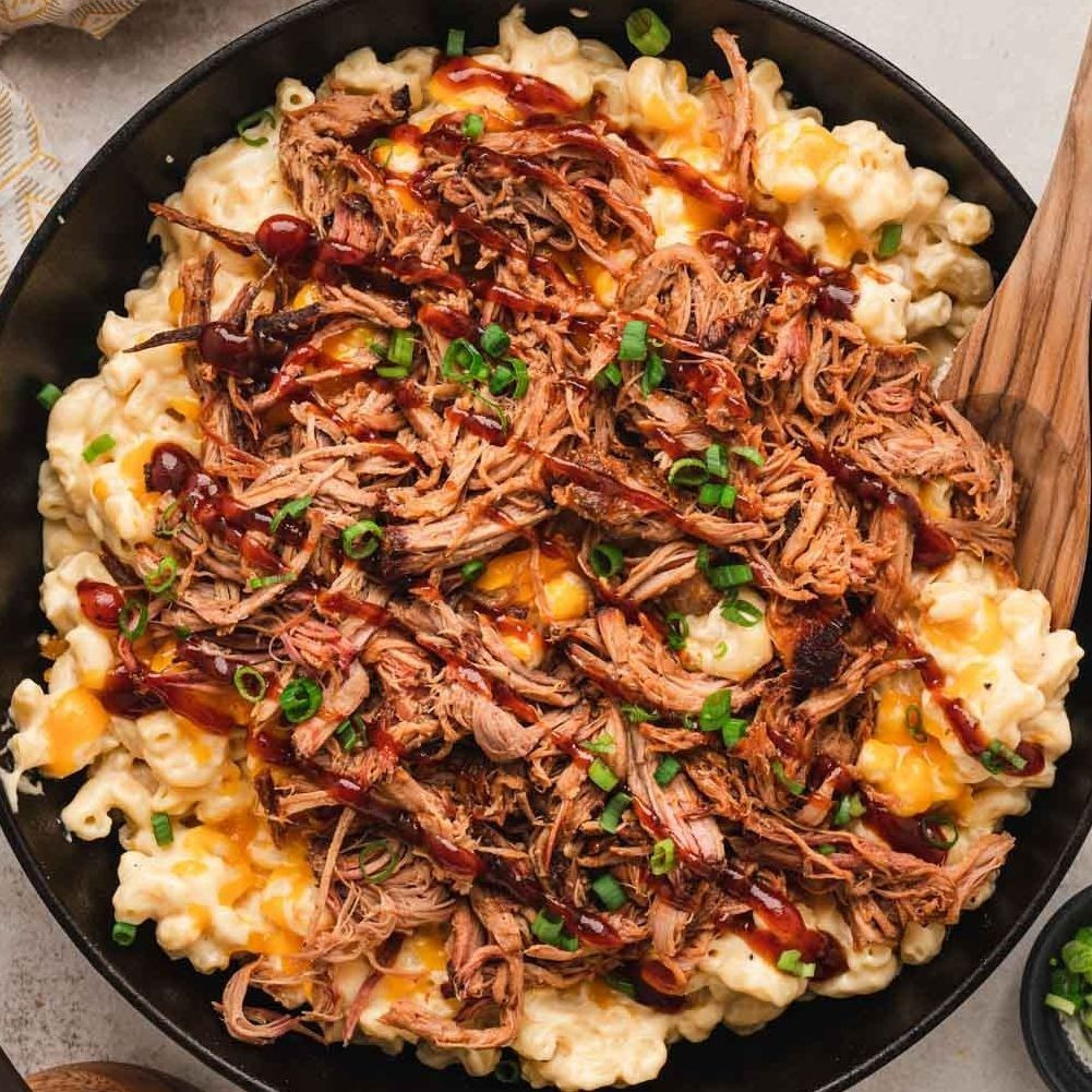 PULLED PORK MAC & CHEESE