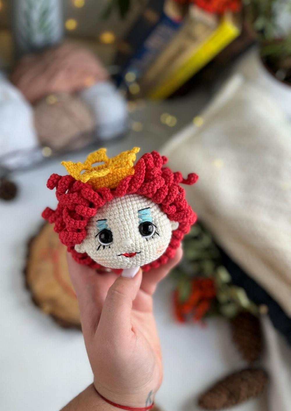 RED QUEEN crochet pattern