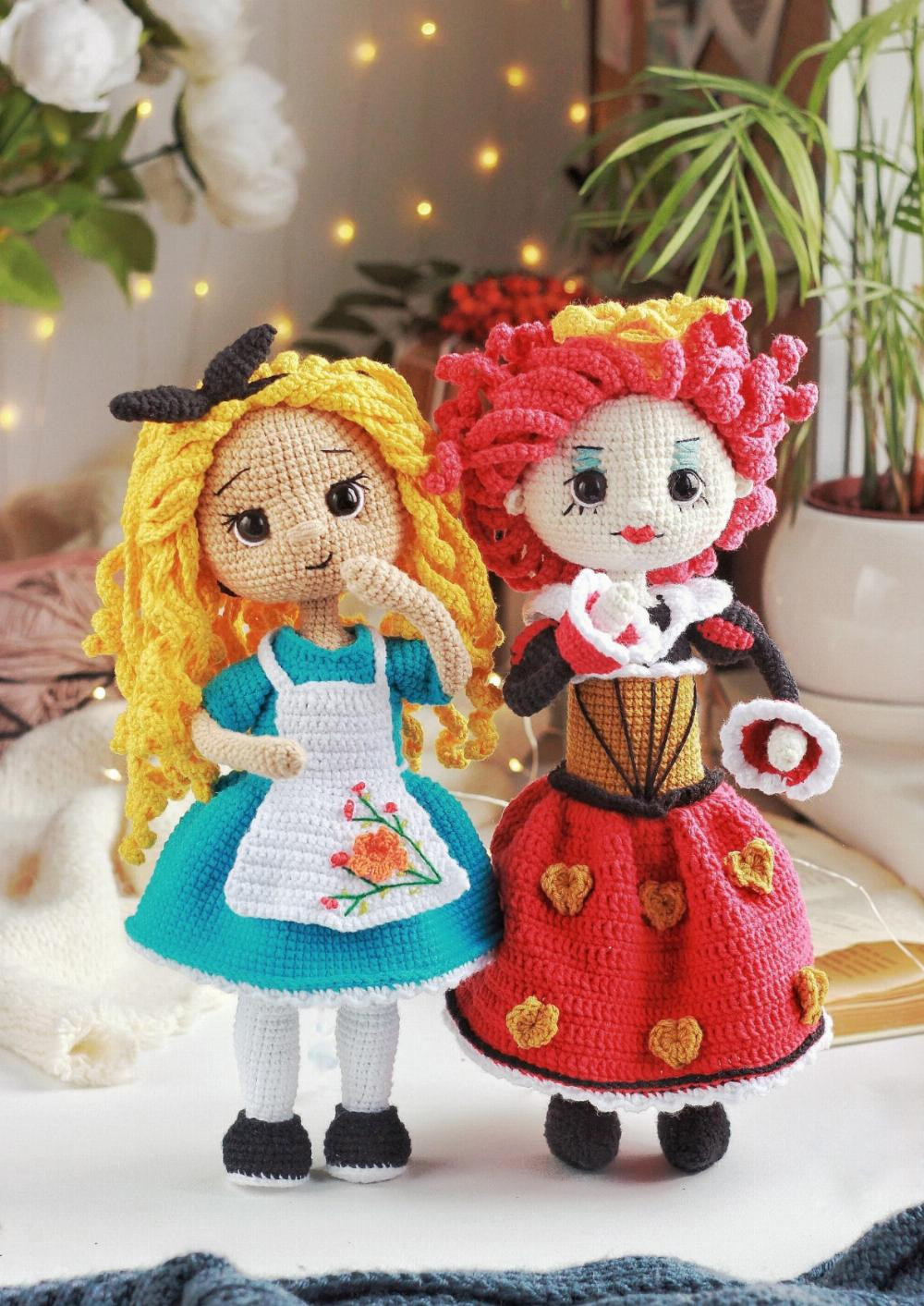 RED QUEEN crochet pattern