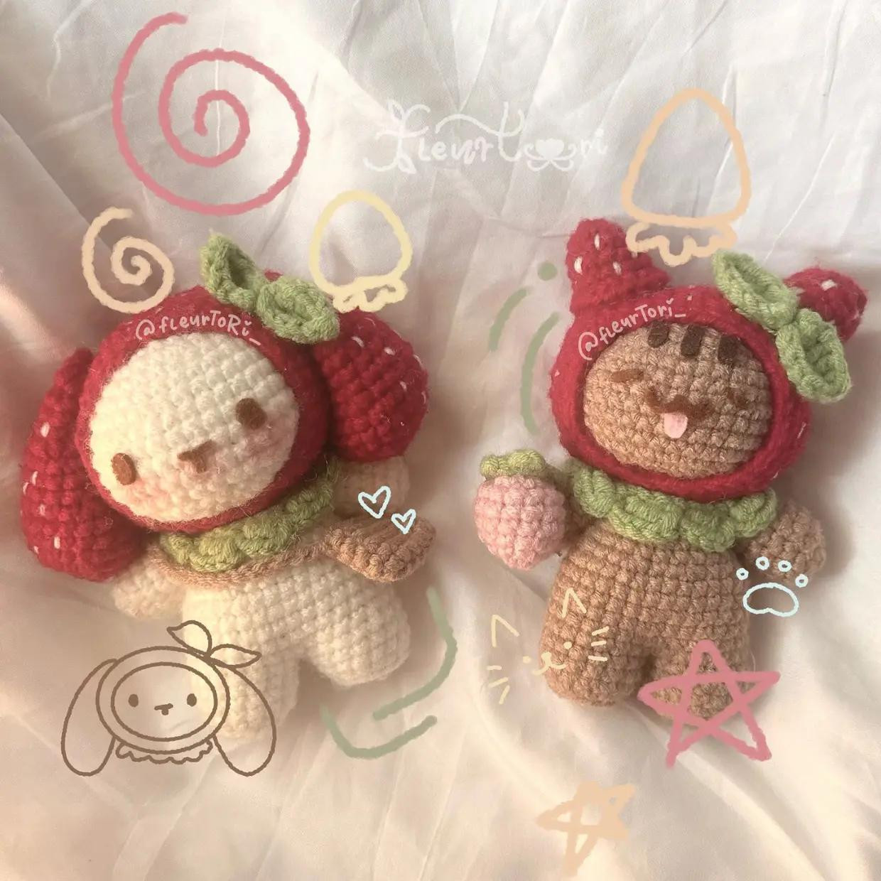 free pattern 2 in 1 strawbunni & strawmeowry