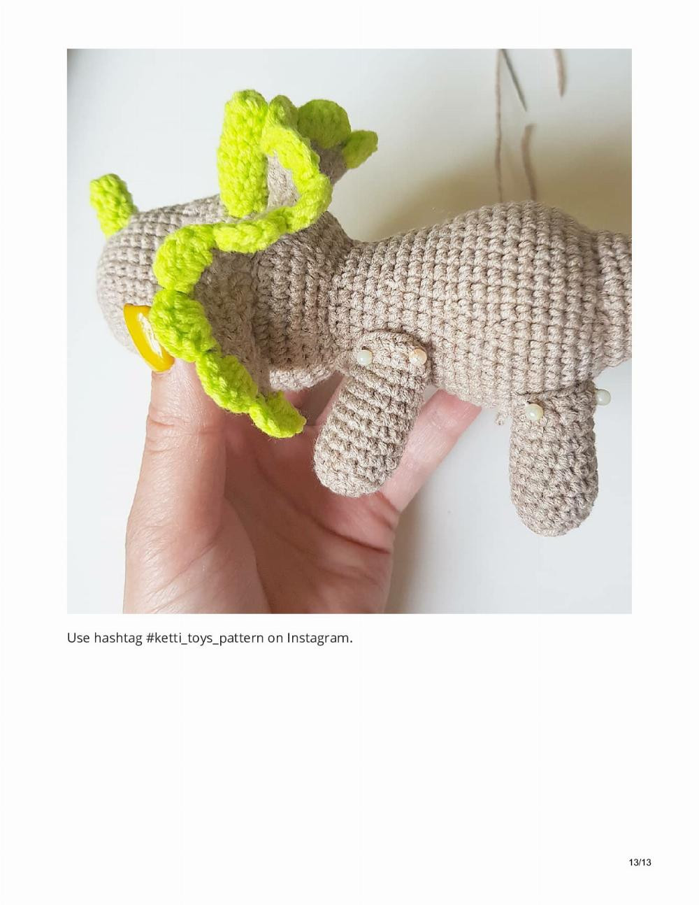 Triceratops dinosaur amigurumi