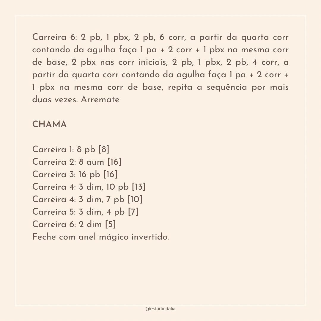 🕯️Dia 12- Ela, a velinha de Natal🕯️
Chegamos à metade do calendário do advento desse ano e para celebrar vamos acender uma velinha! ✨