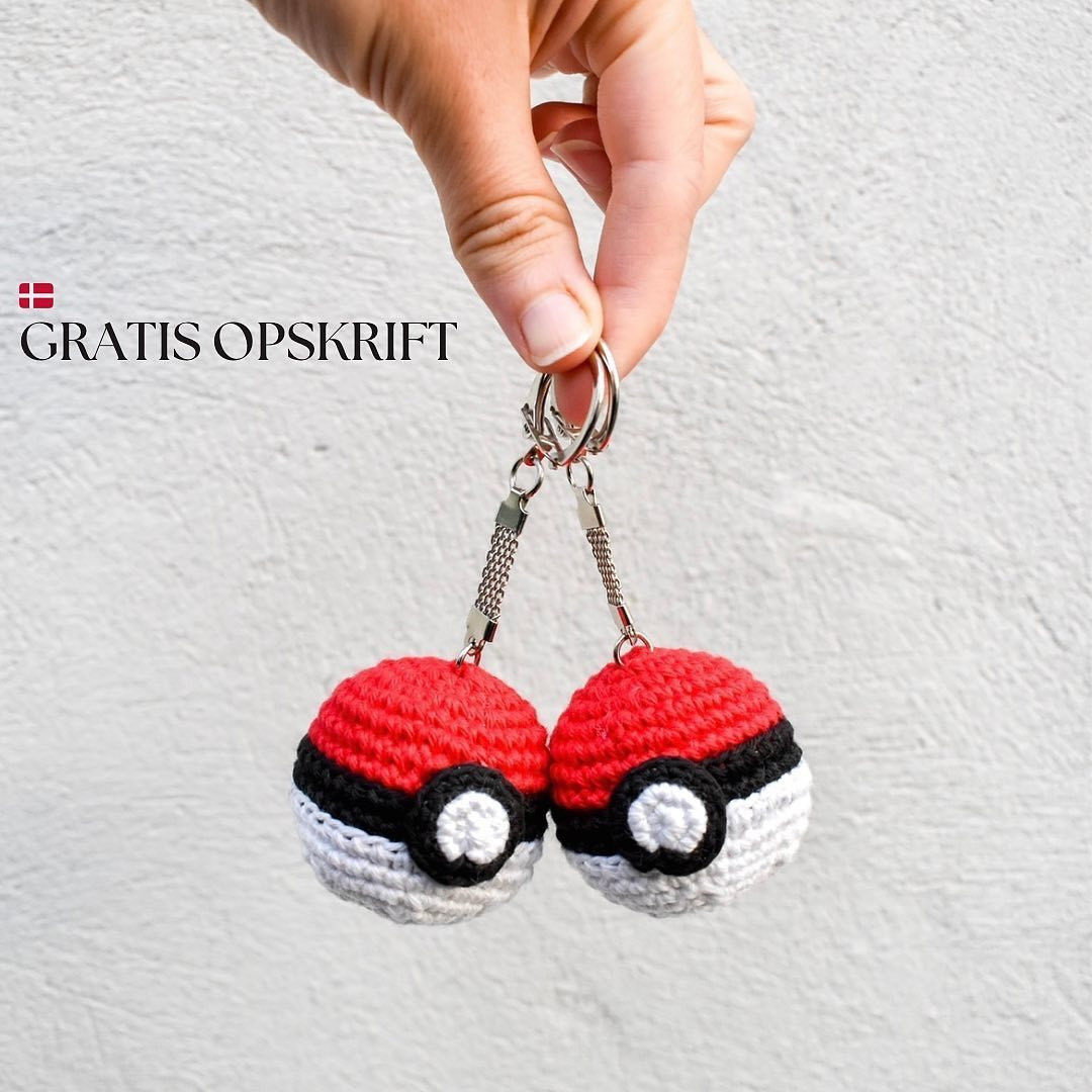 Poké Ball Keychain