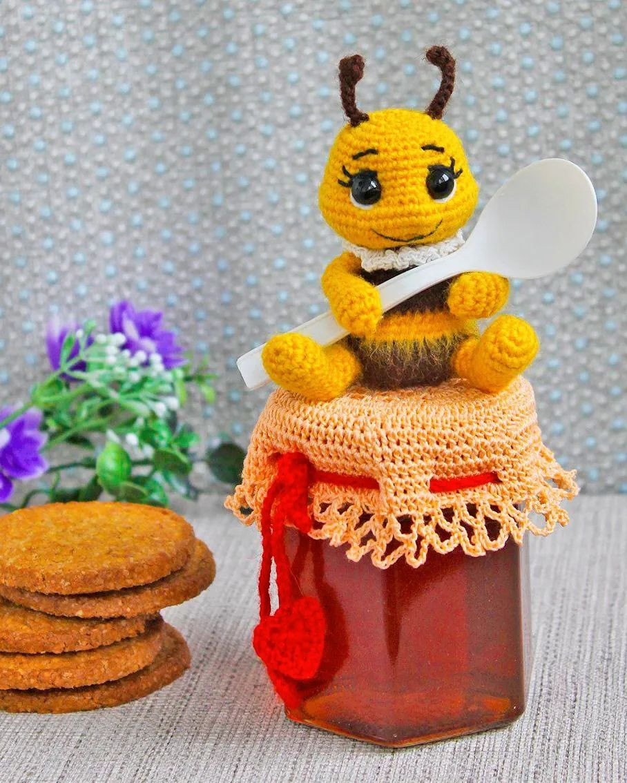 🐝#دستوربافت_رایگان #عروسک زنبورک 😍🐝#زنبور به این #خوشگلی دیده بودید؟🥹🐝بافته شده با #