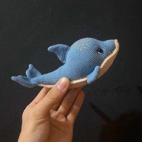 little dolphin crochet pattern