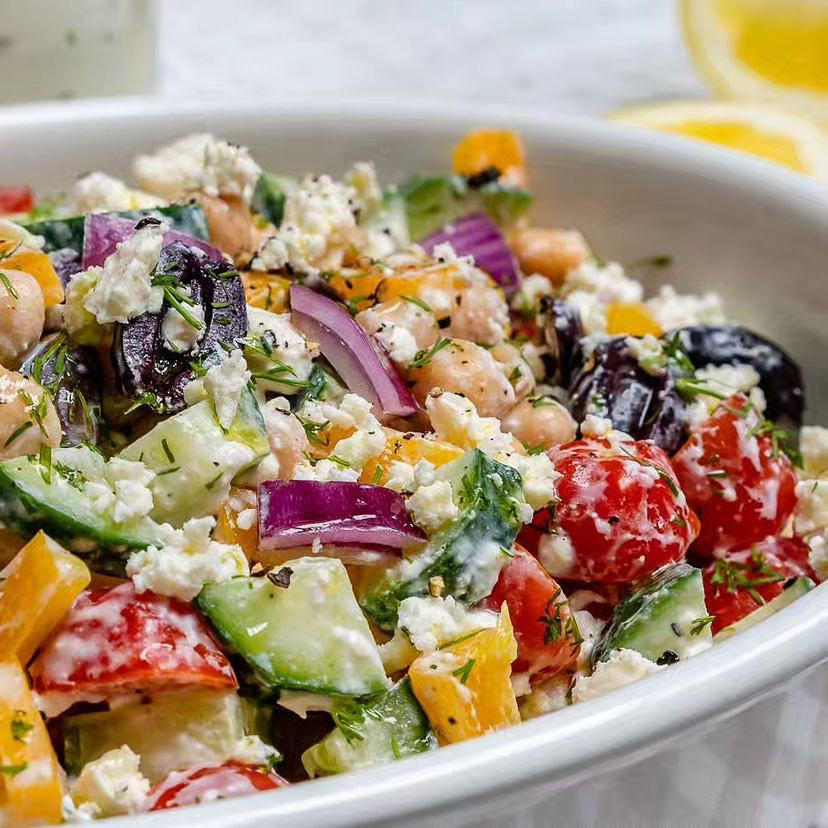 Greek Inspired Chickpea Salad + Tzatziki Dressing 🍅🌱