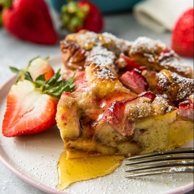 STRAWBERRY FRENCH TOAST BAKE