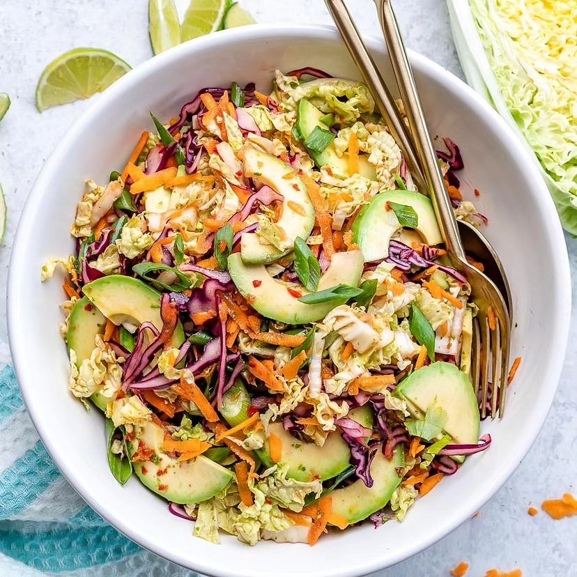 Thai Inspired Avocado Salad 🥑🥕🥬