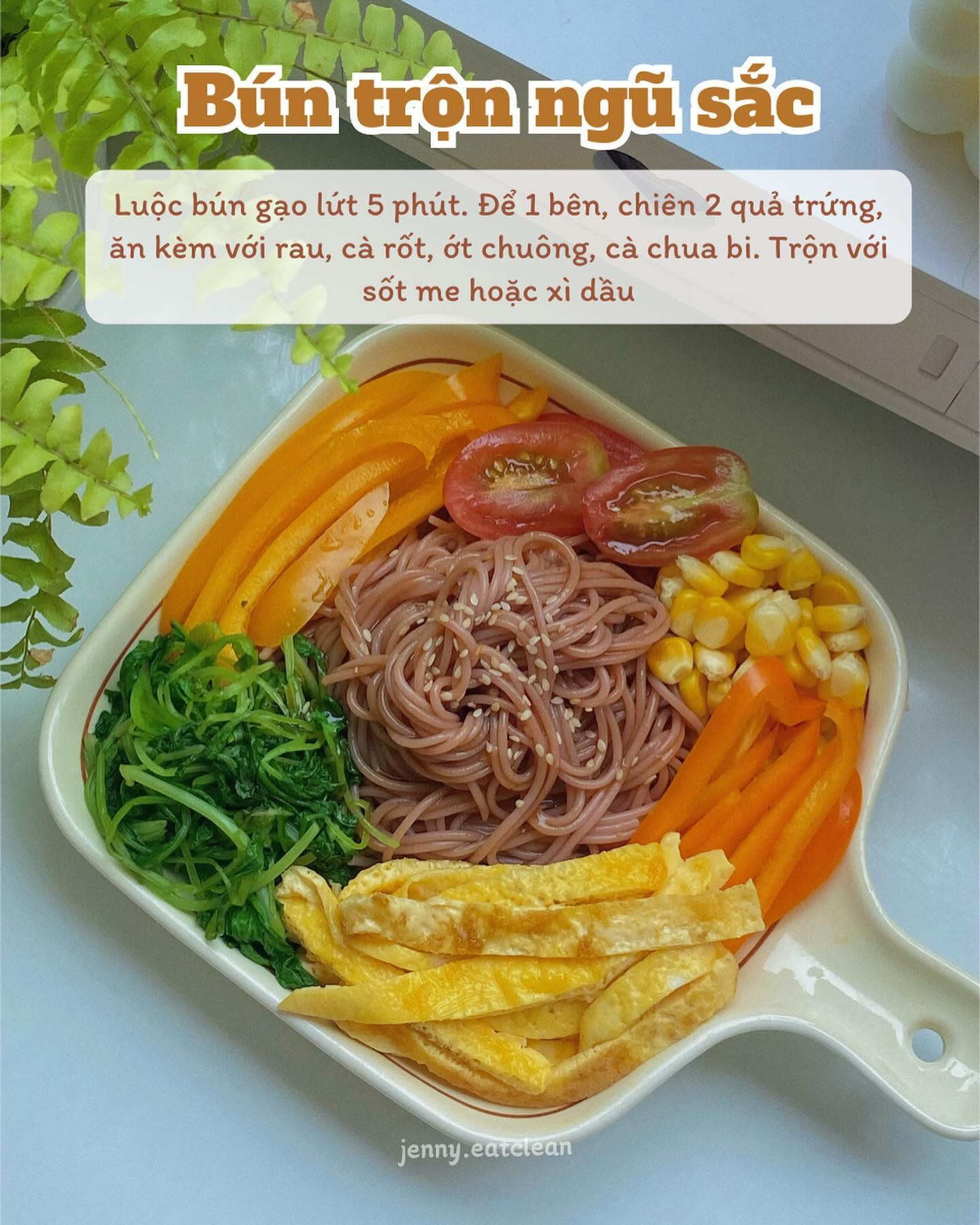 thịt băm xào lá quế, bánh mì cá healthy, mì udon sốt teriyaki, đậu hũ sốt thịt băm, xôi thịt băm, bún trộn ngũ sắc.