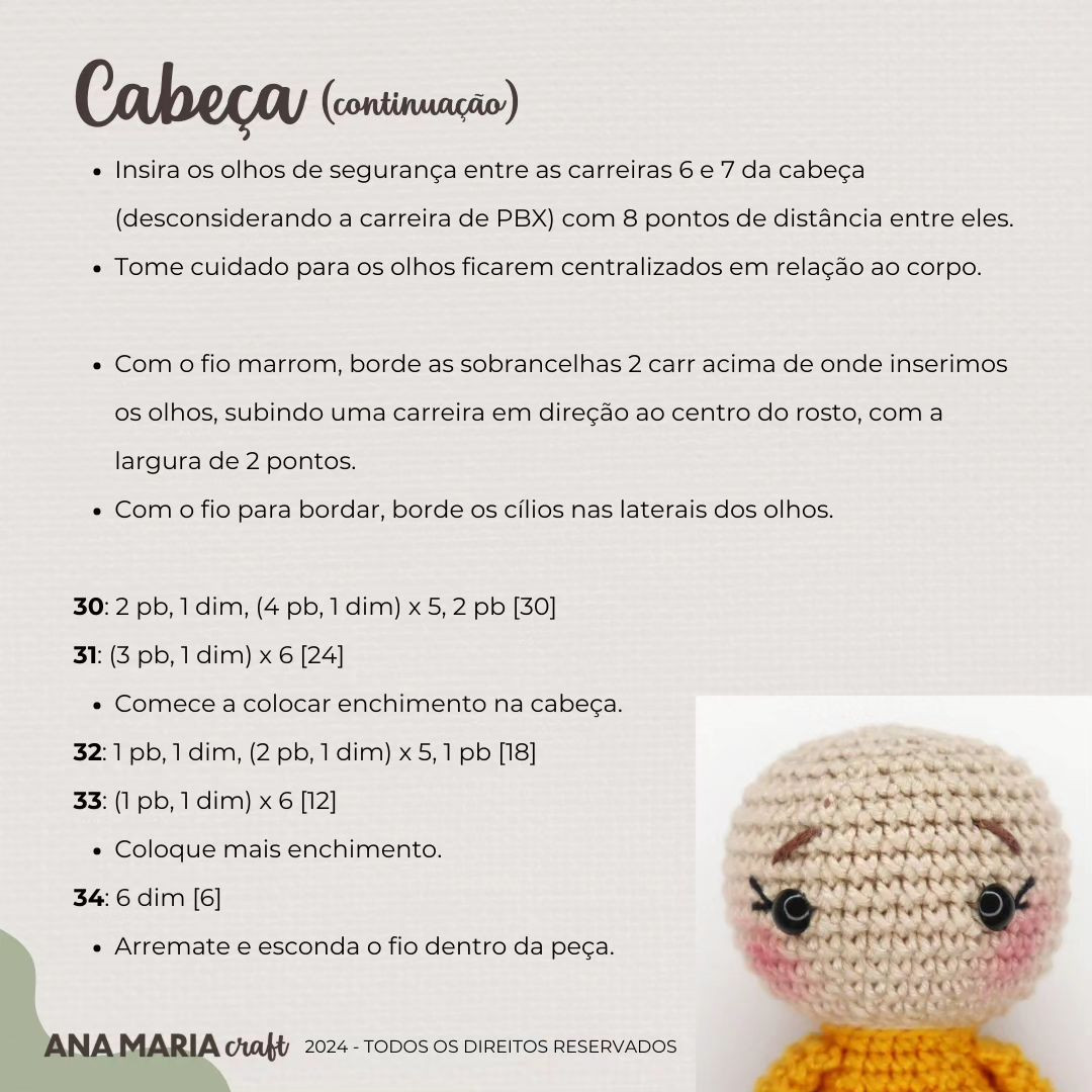 Padrão de crochet para uma boneca de óculos e cabelo castanho.